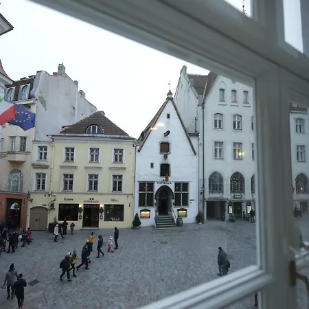 Airhome - Aroma Of The Old Town * Reval